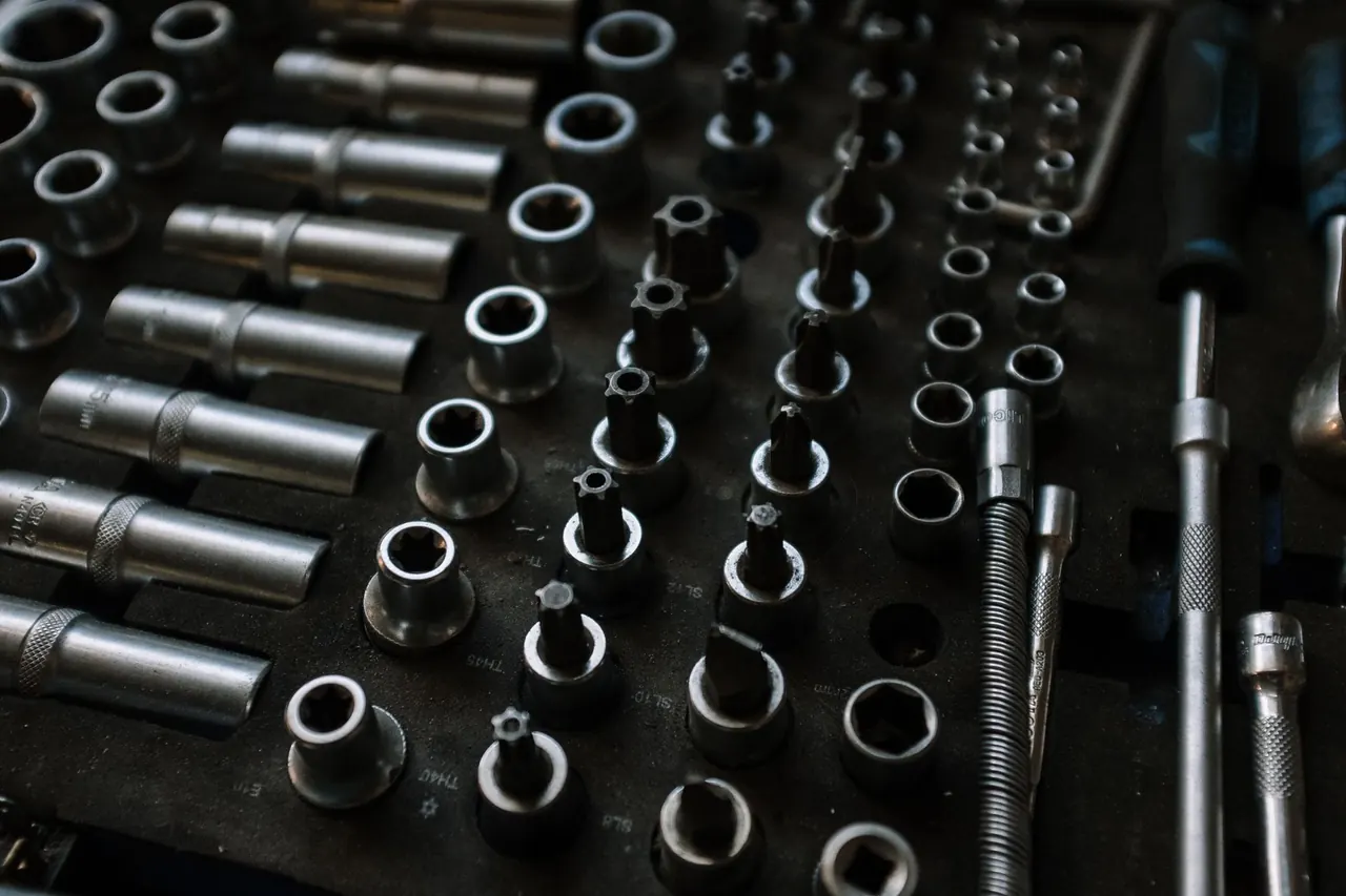 Tools used for Commercial Locksmith Services